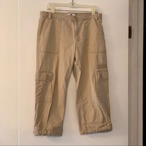 Gap Cargo Khaki Capris Pants Size 10